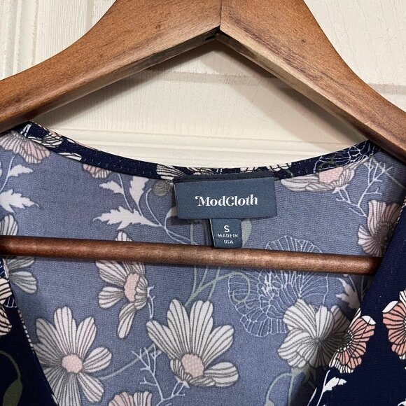 ModCloth Women's Blue Floral Faux Wrap All Is Full Of Lovely Skater Dress Small - Picture 3 of 9